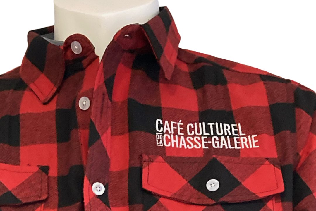 Broderie sur chemise