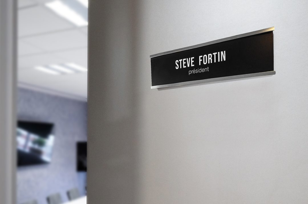 Gravure – Plaque porte gravée