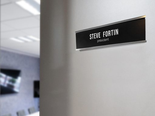 Gravure – Plaque porte gravée