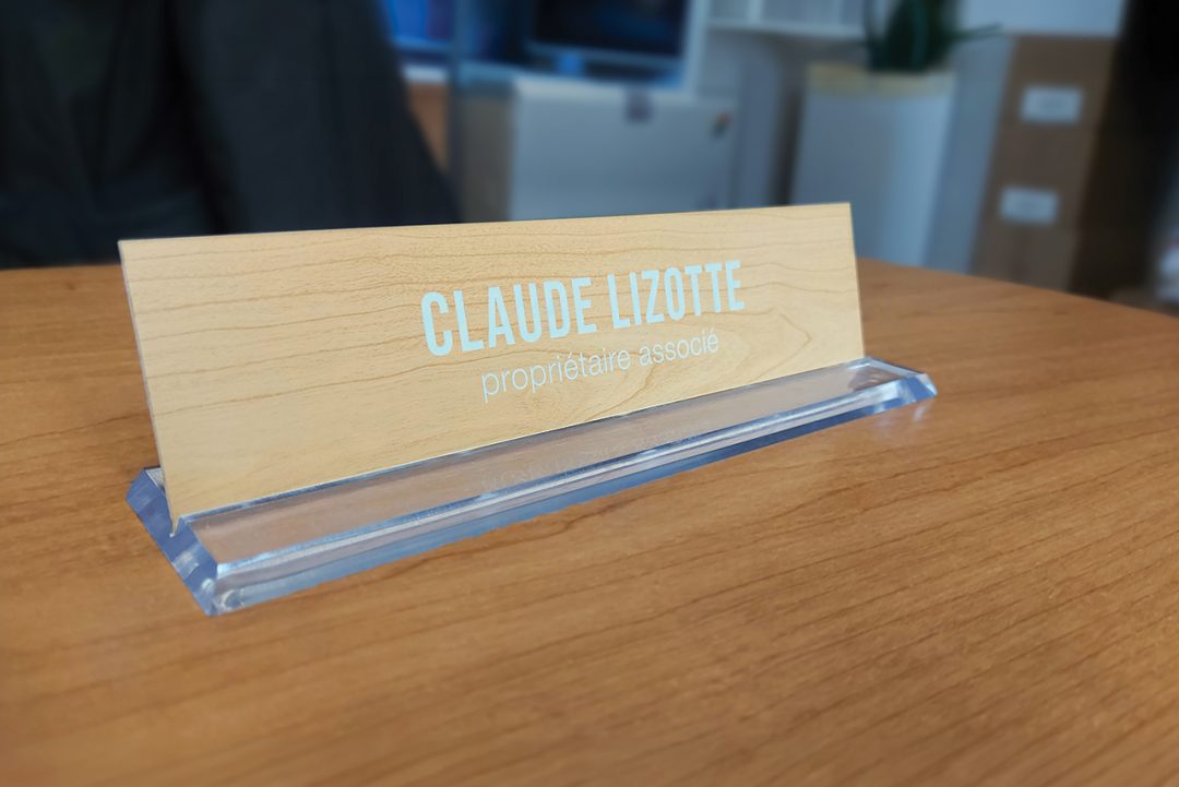 Gravure – Plaque nominative de bureau